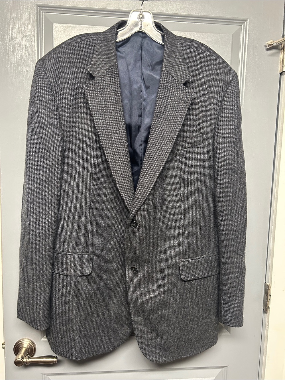 LANDS’ END blue lambswool tweed sportcoat. Size 48L. Excellent condition